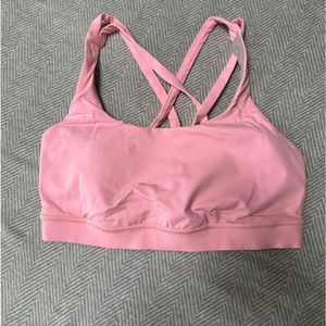 Athletic sports bra